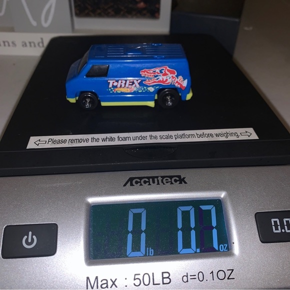 Hot Wheels 2020 Mattel Burger King T-Rex Dinosaur Blue Van Meal Toy Plastic - Picture 3 of 5